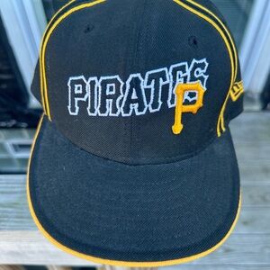 New Era Pittsburgh Pirates Black and Gold Fitted Hat